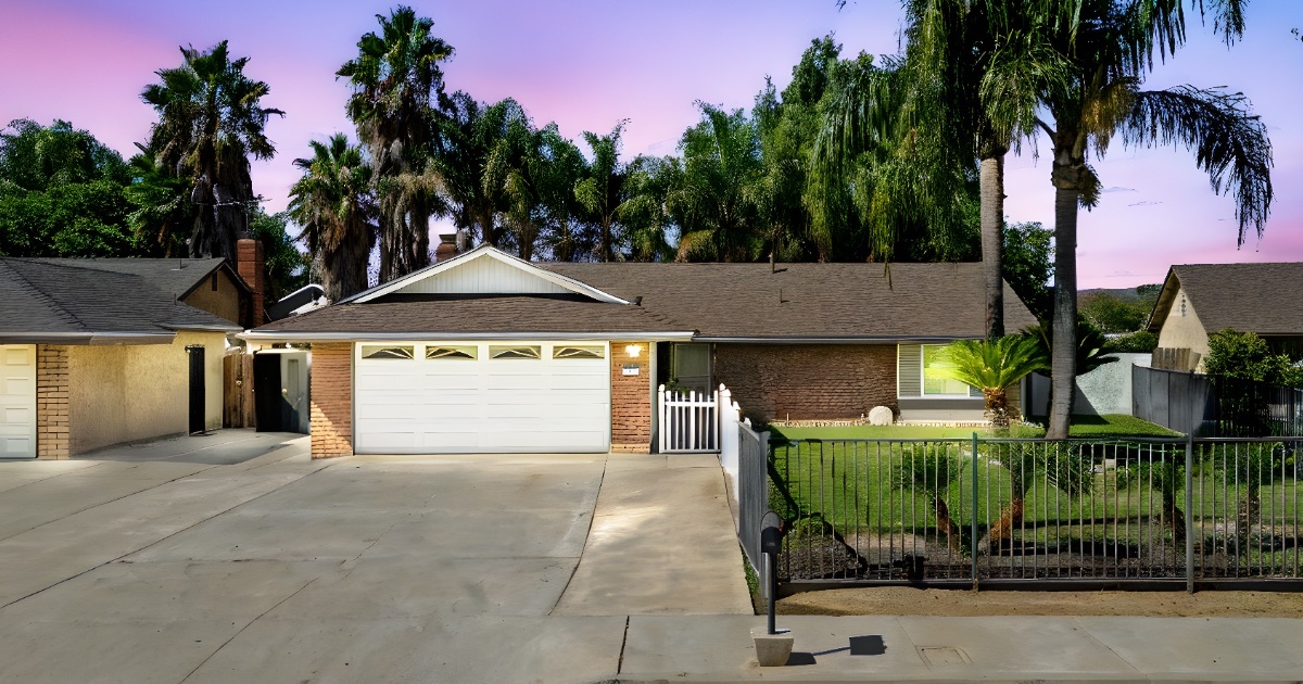 5130 Swallow Ln, Riverside, CA 92505