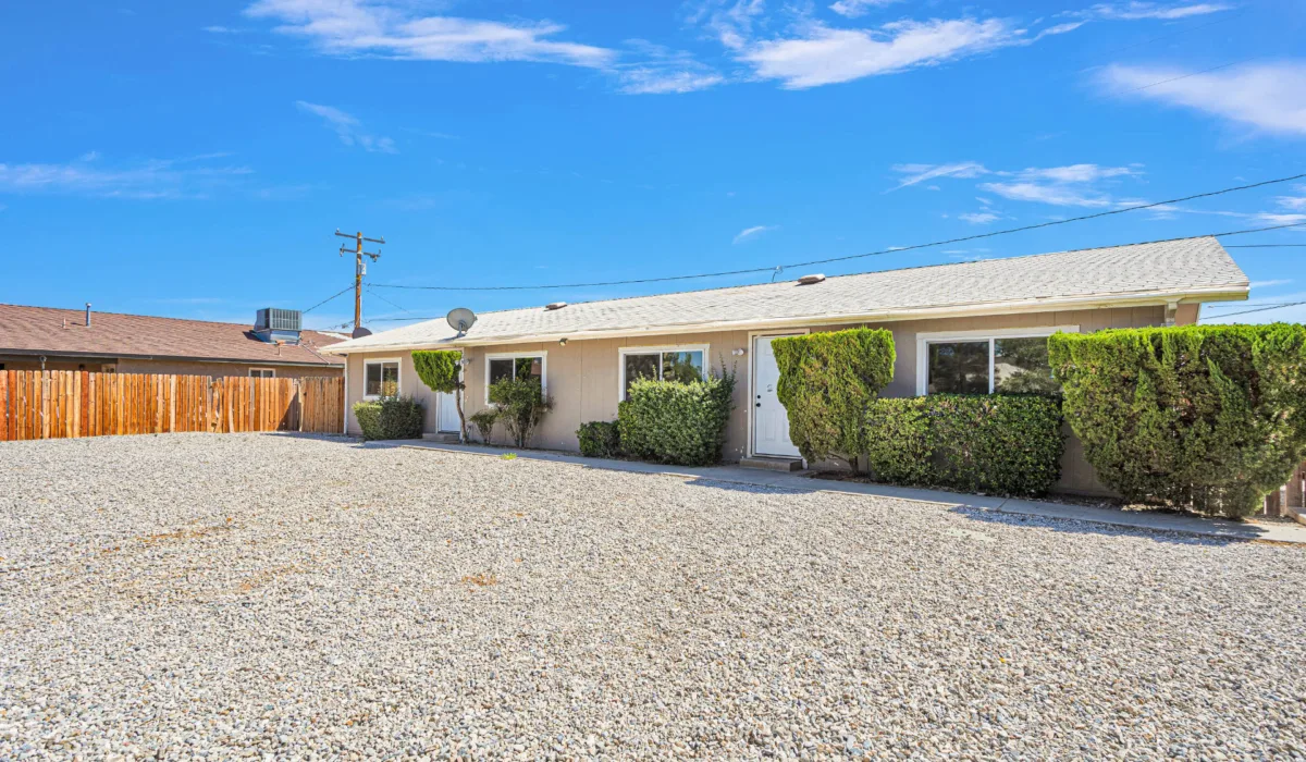 20933 Sioux Rd, Unit#4, Apple Valley, CA 92308