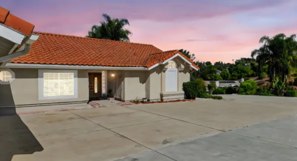 11056 Orchard View Ln, Riverside, CA 92503