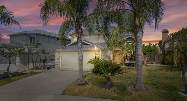 12040 Woodbridge Dr, Fontana, CA 92337